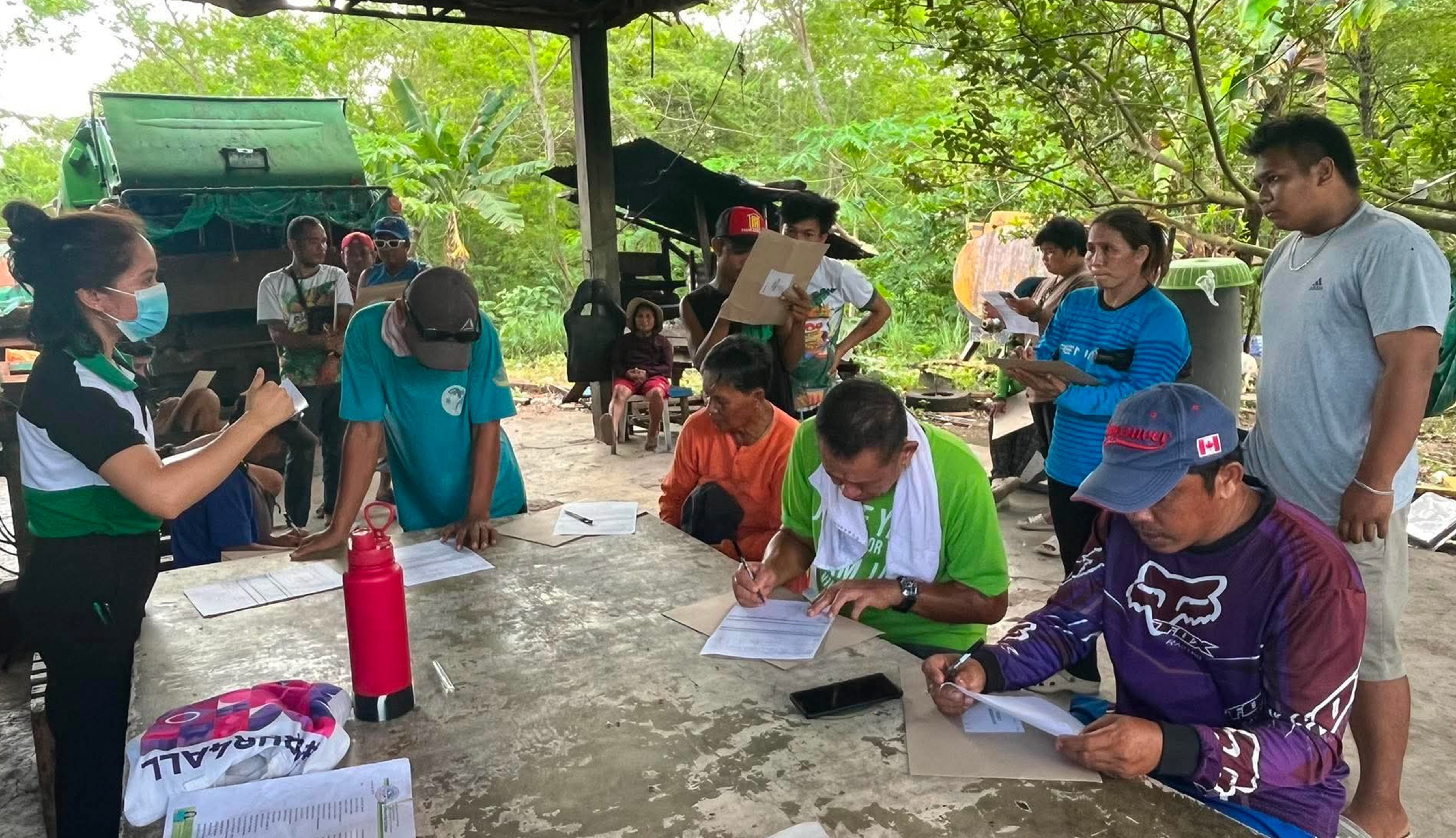 EU-Backed Initiative Conducts Project Orientation for Junkshops and Informal Waste Workers in Tagbilaran City